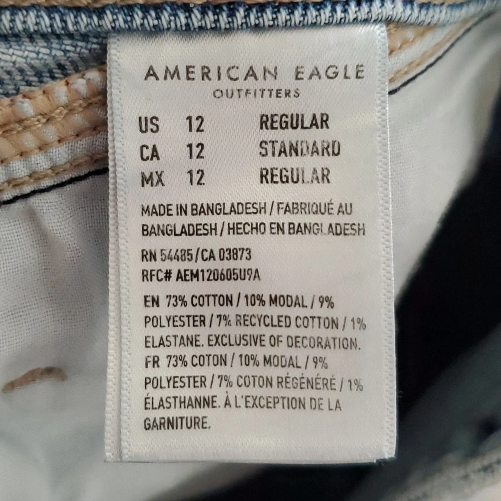 American Eagle Outfitters Stretch Distressed Jeans - Picture 7 of 7